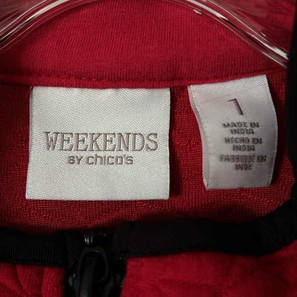 Weekends by Chicos Full Zip Quilted Chico’s Size 1/Medium - Picture 3 of 5